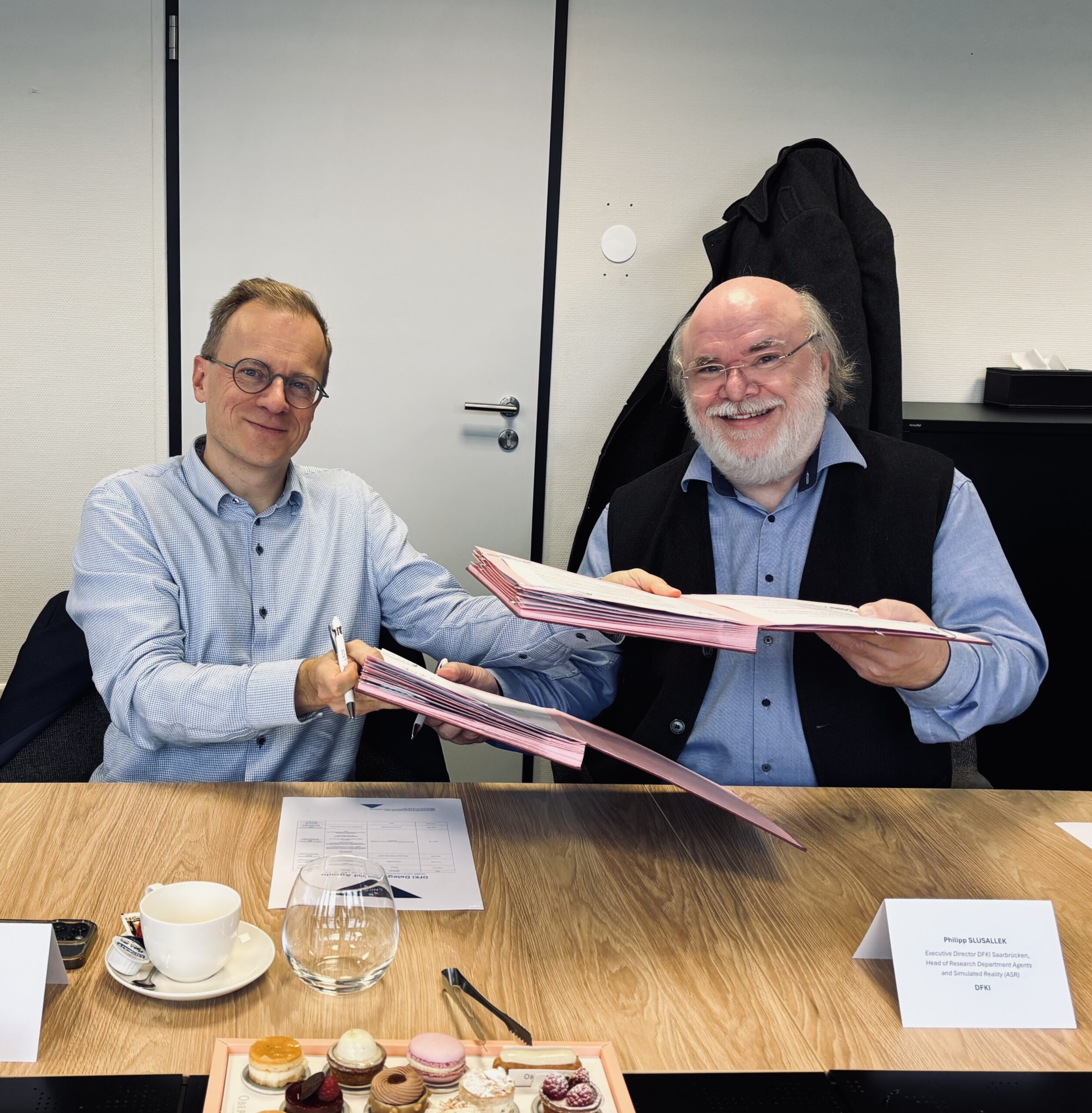 DFKI and LNDS signing collaboration agreement